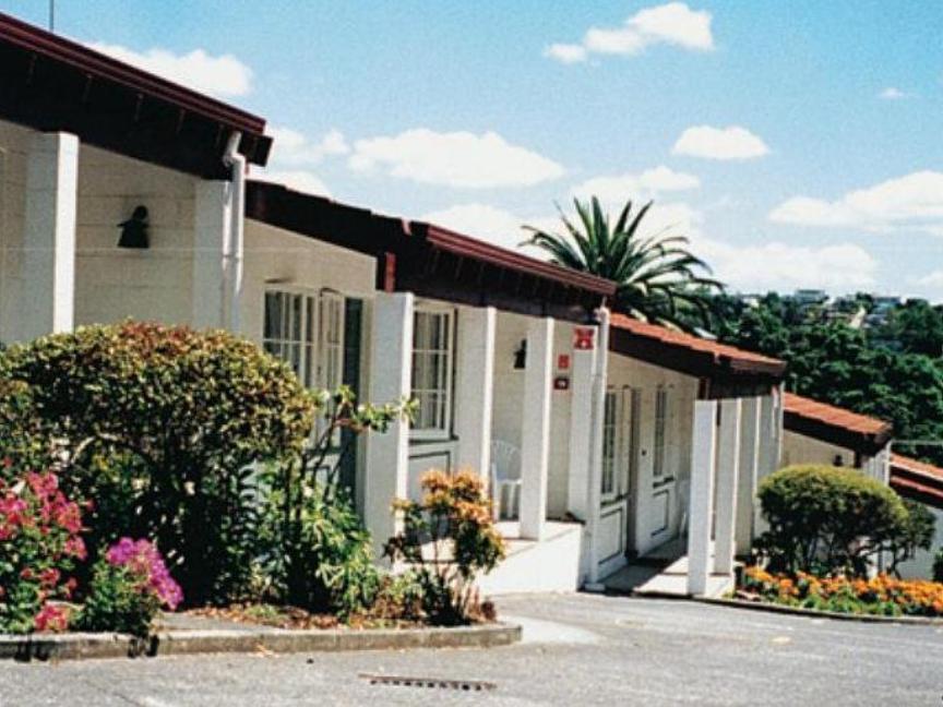 Browns Bay Olive Tree Motel & Apartment Okura Bush Extérieur photo